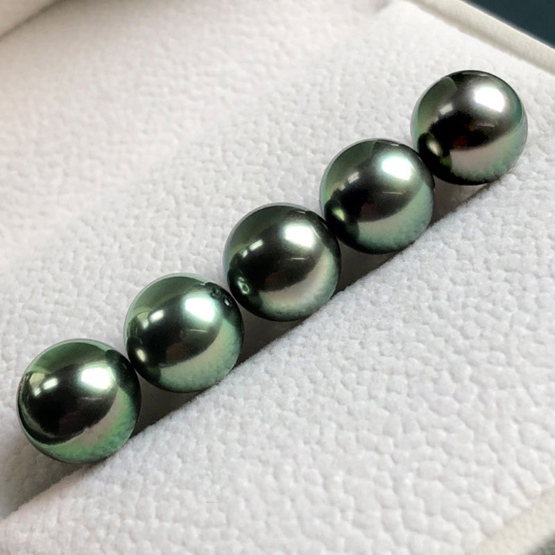 Black Tahitian (1 Single Seawater Pearl)(End Product not Clam Opening) Andrew