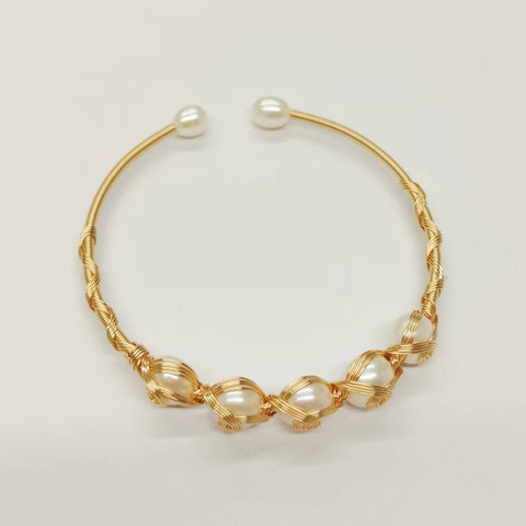 Wire wrapping Freshwater Pearl Bangle