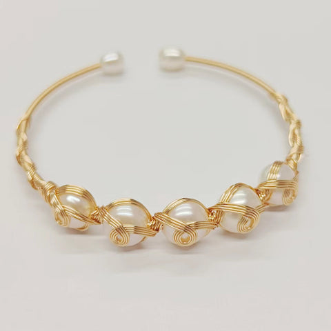 Wire wrapping Freshwater Pearl Bangle