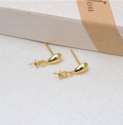 Dangle Earring