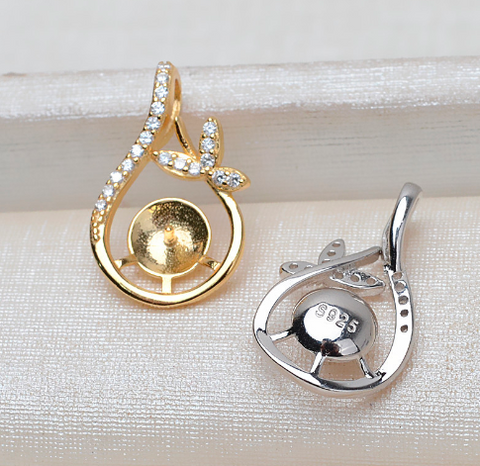 Grass Pendant